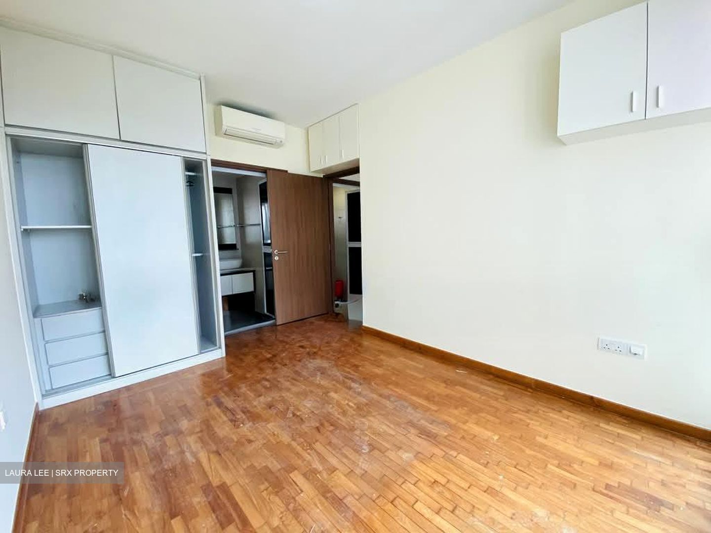 1 Canberra (D27), Condominium #559874271